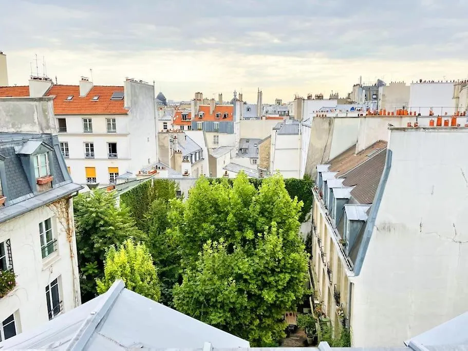 Penthouse With Terrasse And View On Eiffel Tower location